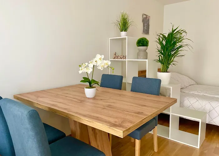 Appartamento Modern Trendy With Balcony & Free Parking *